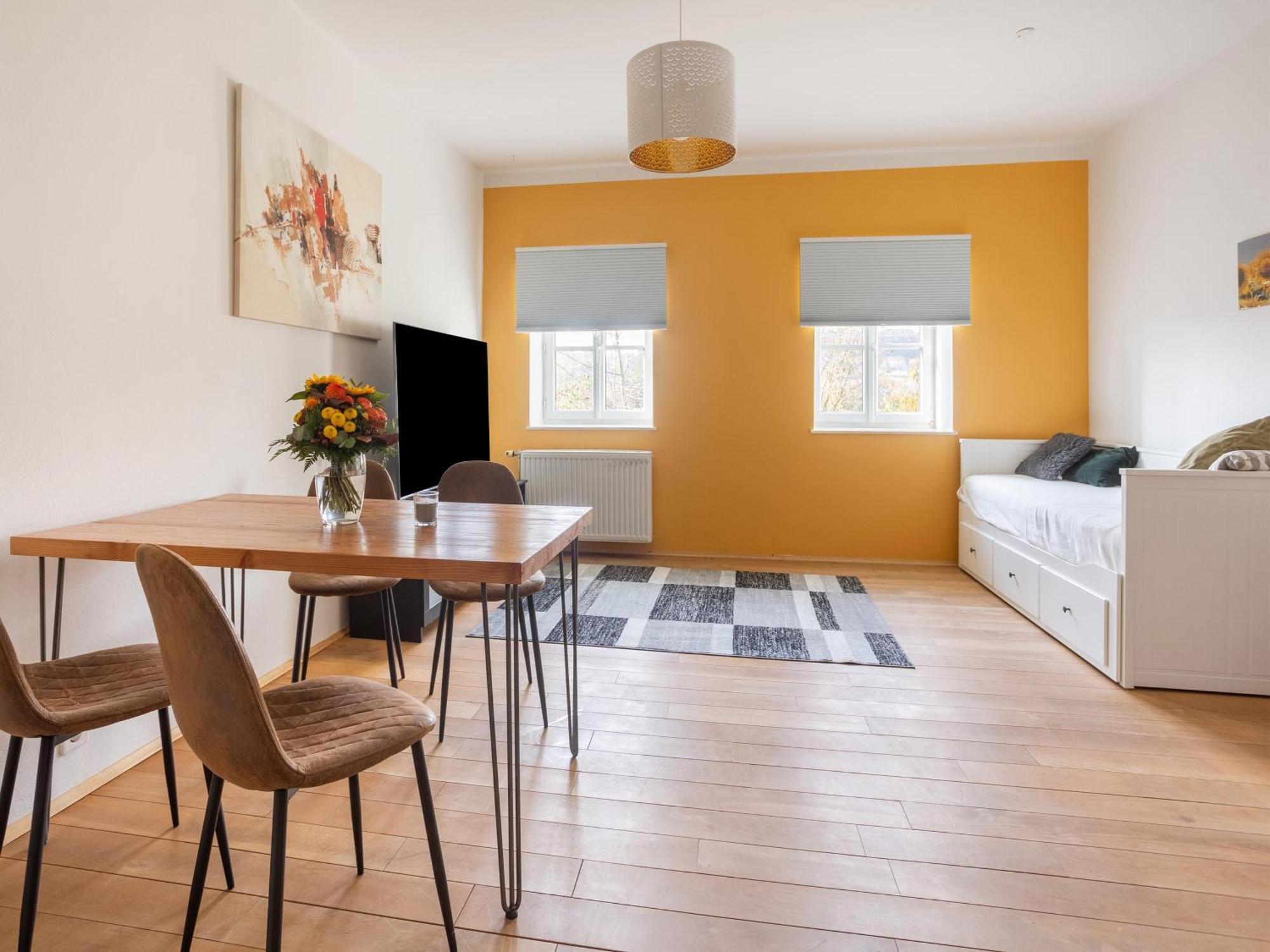 Ferienwohnungen Und Appartements Im Idyllischen Vierkanthof, Gruppenurlaube 로이페어스도르프 바이 퓌르스텐펠트 외부 사진