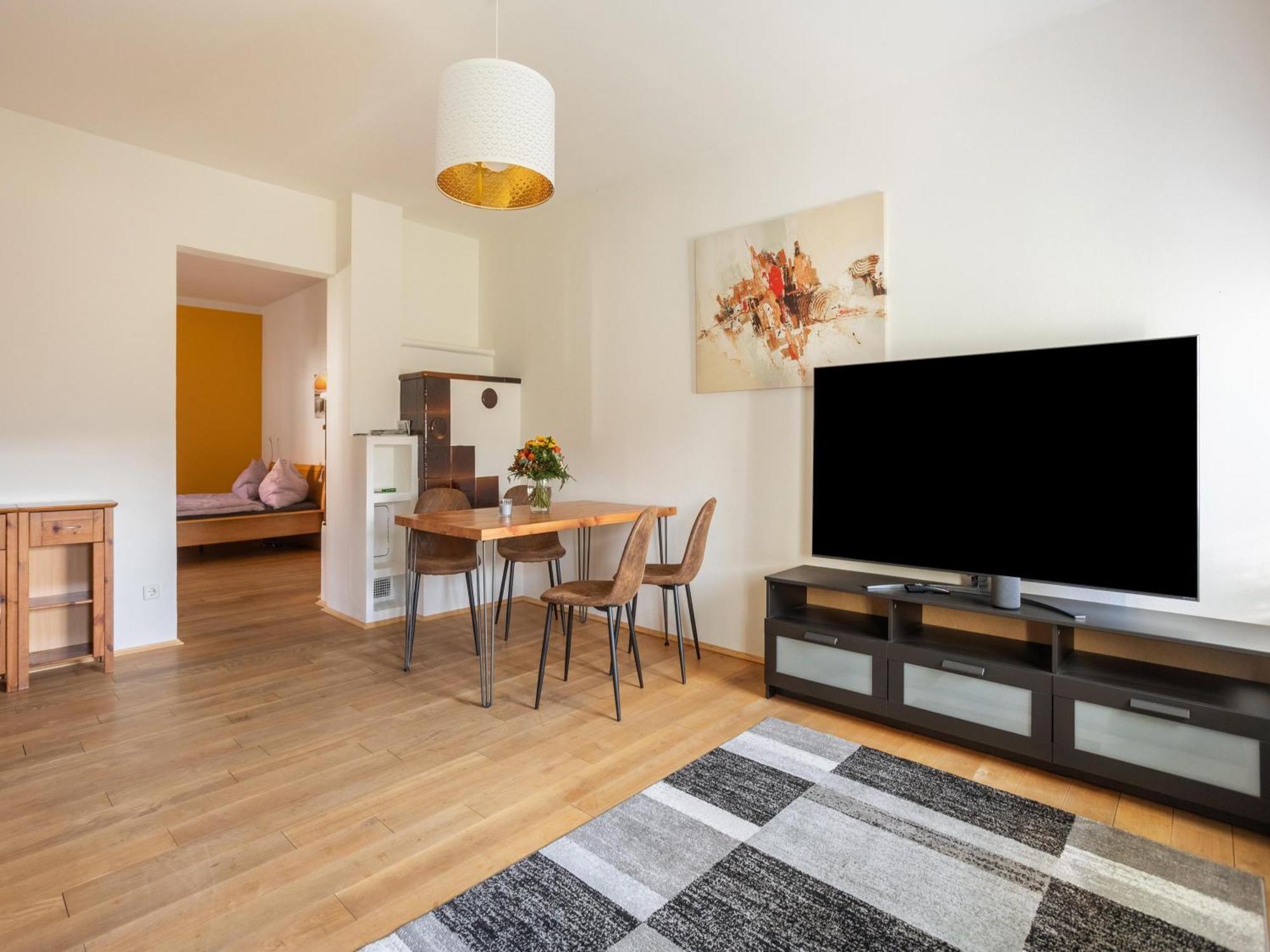 Ferienwohnungen Und Appartements Im Idyllischen Vierkanthof, Gruppenurlaube 로이페어스도르프 바이 퓌르스텐펠트 외부 사진